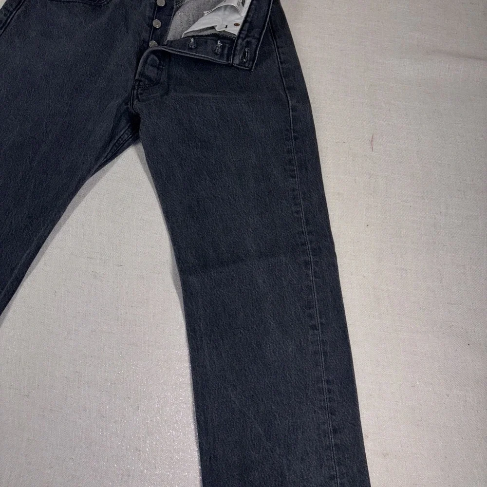 (32x25) Levi's 501 Straight Fit Button Fly Jeans-Men's,‎ stonewash blue Cotton
